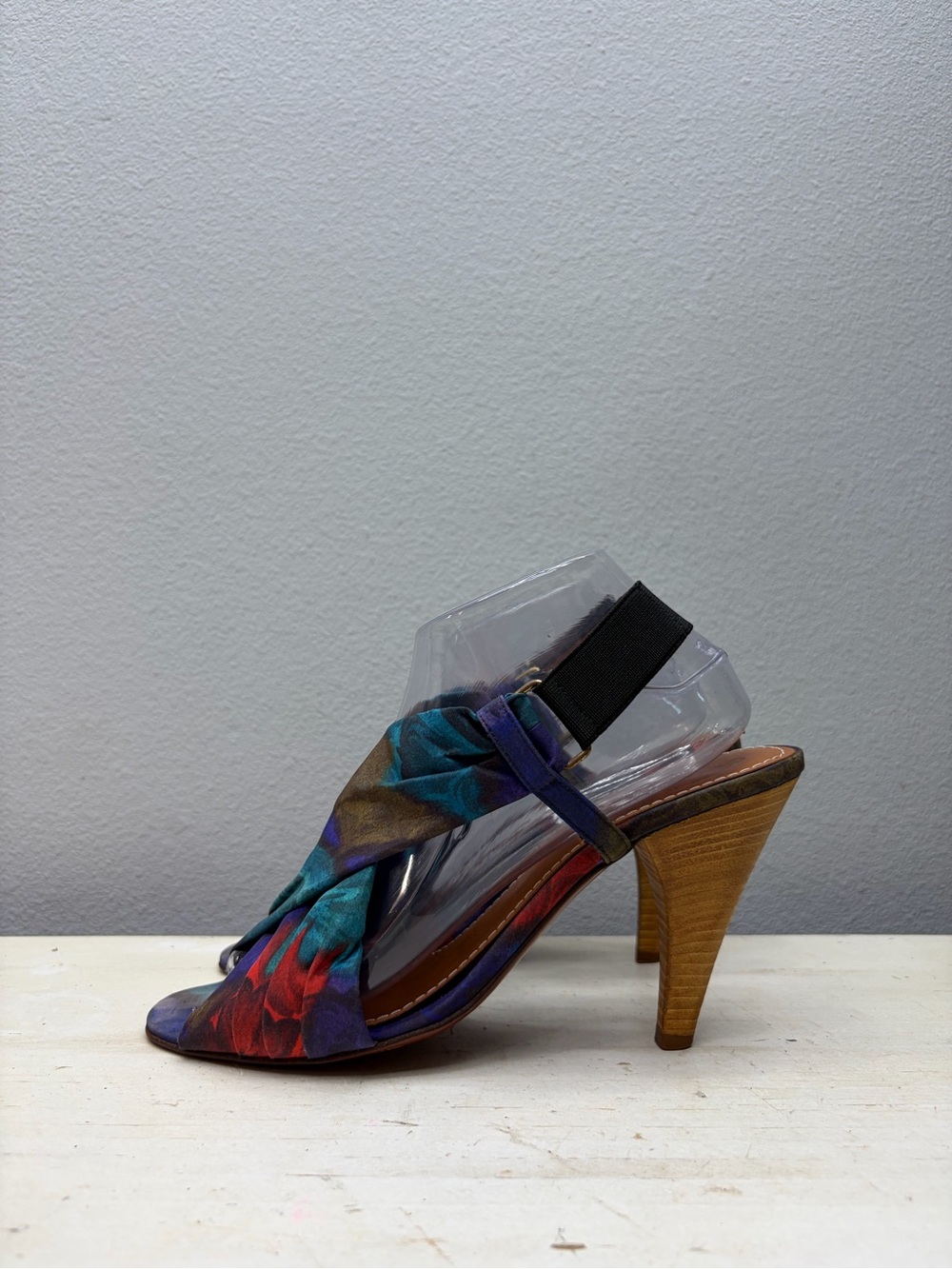 Lanvin Open Toe Slingback Heels Size 40